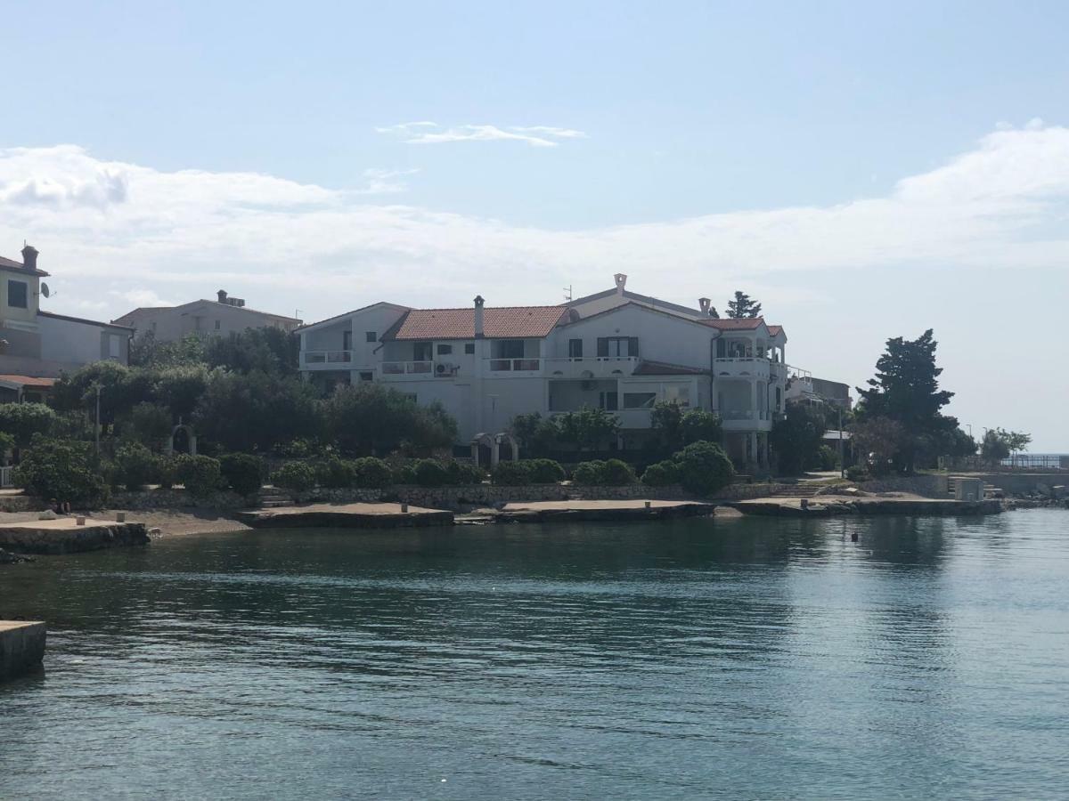 Croatia Mandre Apartment ภายนอก รูปภาพ