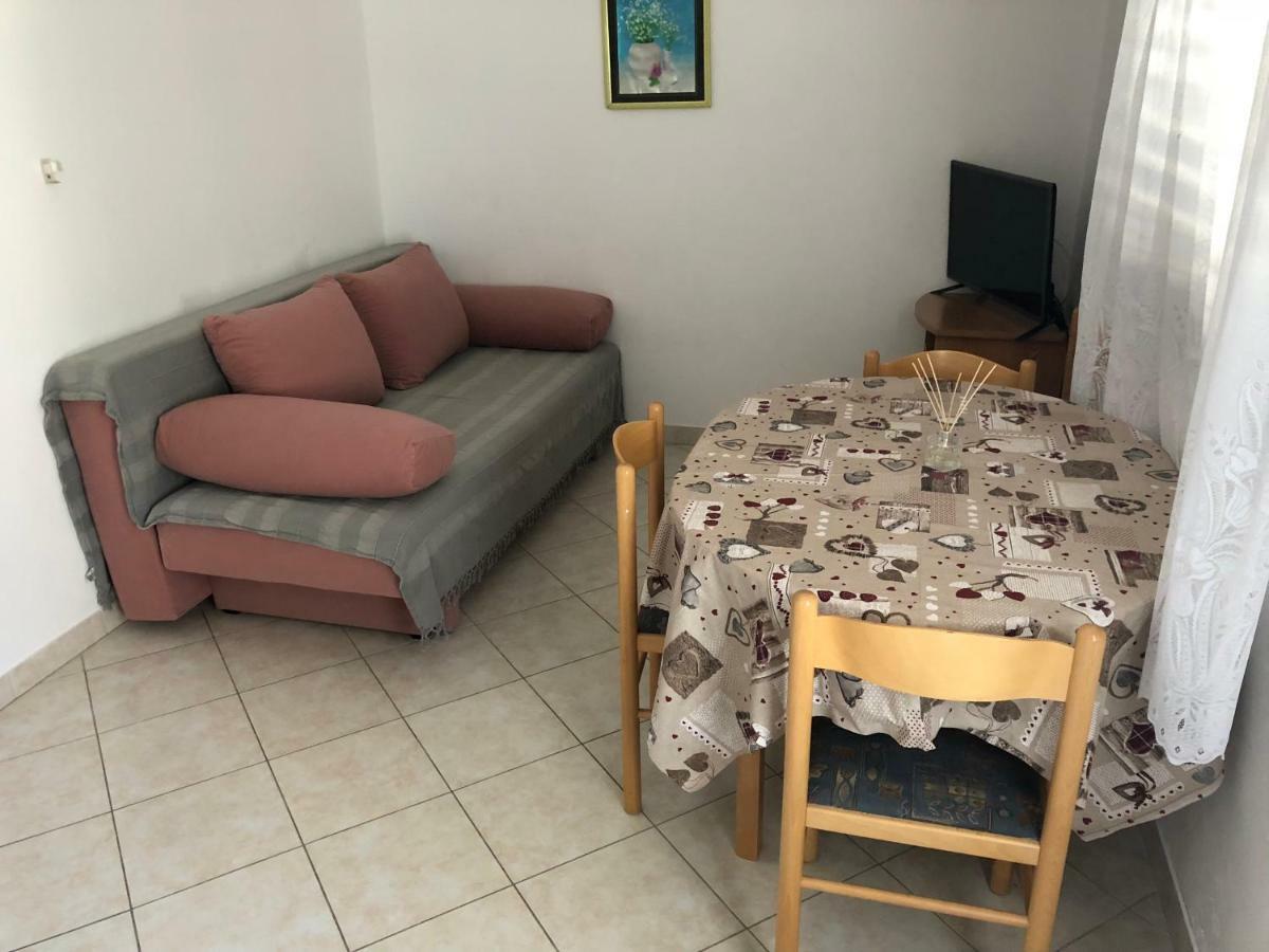 Croatia Mandre Apartment ภายนอก รูปภาพ