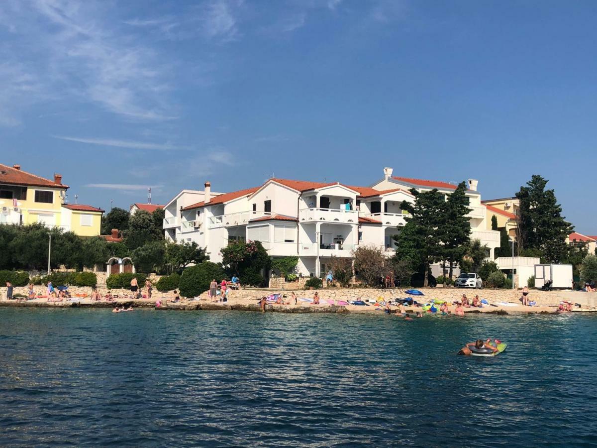 Croatia Mandre Apartment ภายนอก รูปภาพ