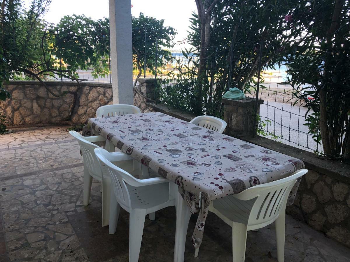 Croatia Mandre Apartment ภายนอก รูปภาพ